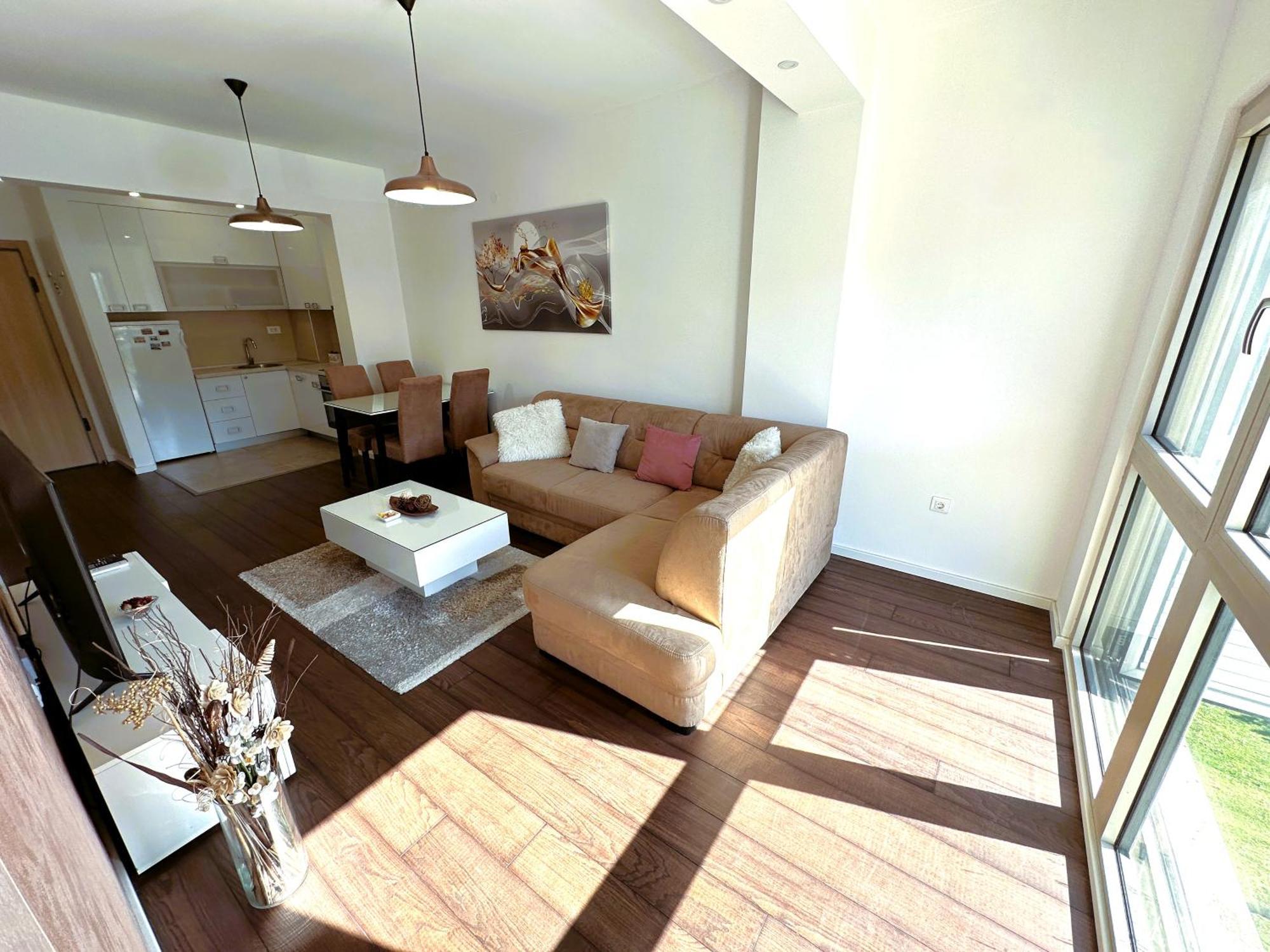 Stan Na Dan Podgorica Apartment Exterior photo